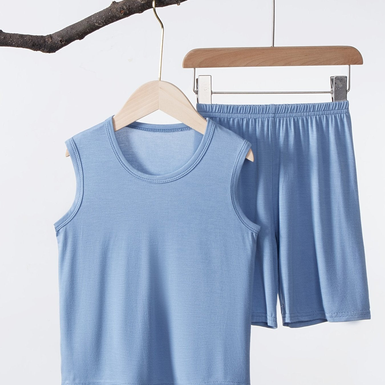 2pcs Kids Sleeveless Tank Top & Shorts Set