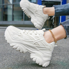 Women's Breathable Mesh Platform Sneakers Lace Up Outdoor Shoes