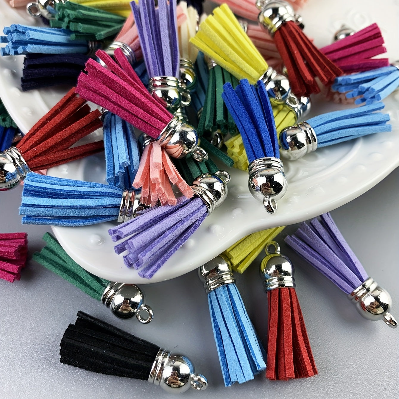 20pcs Random Faux Leather Tassel Keychain Cellphone Straps DIY Home Decor