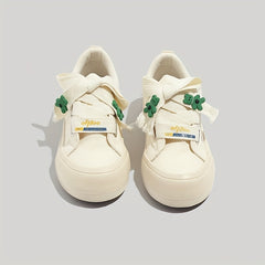 Women's Bear Decor Platform Canvas Sneakers Lace Up Skate Shoes