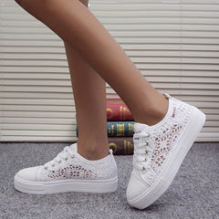 Women's Mesh Sneakers Casual Lace Up Outdoor Shoes Lightweight Low Top Shoes
