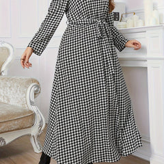 Houndstooth Print Long Sleeve Maxi Dress With Belt