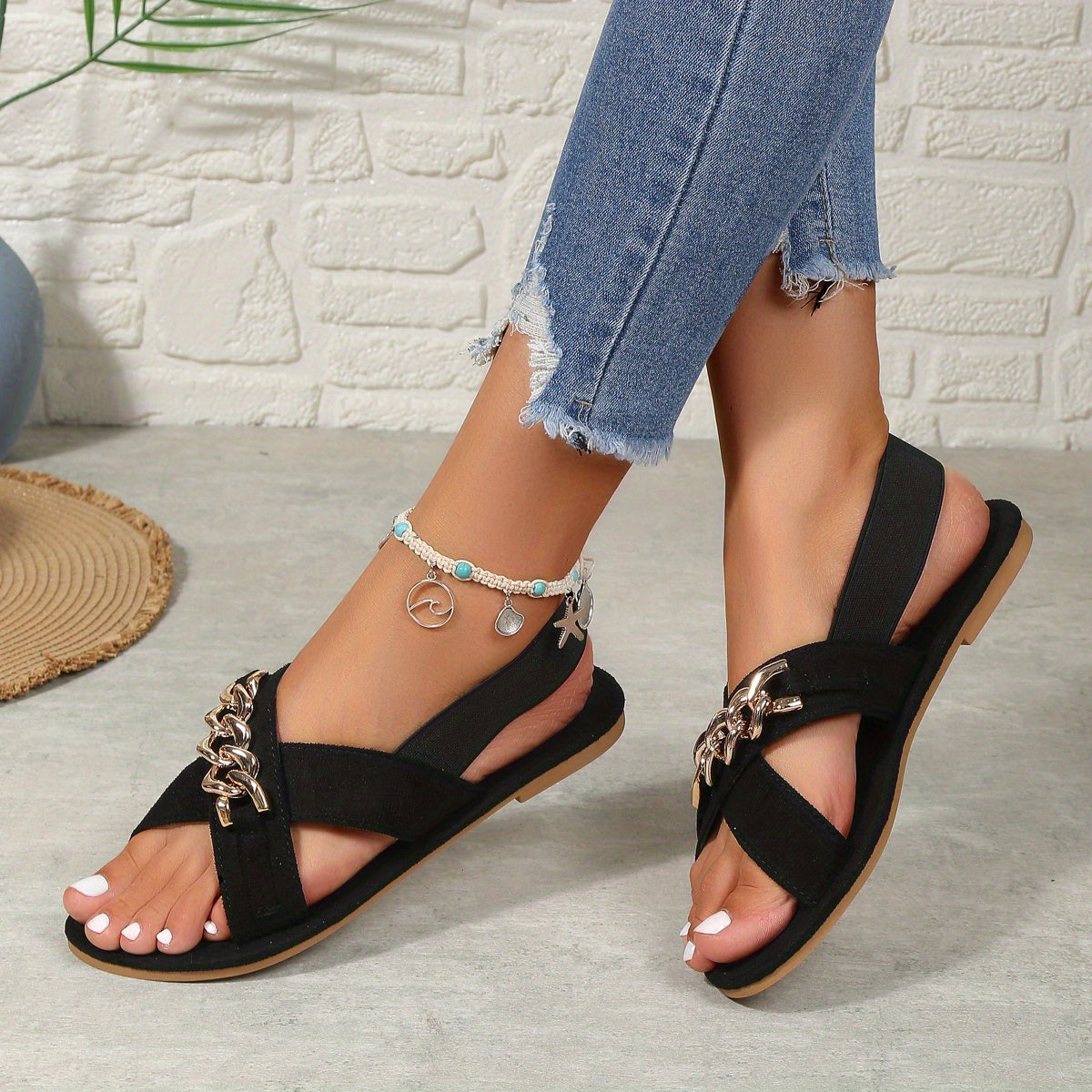 Women's Chain Decor Cross Strap Flat Sandals Open Toe Shoes
