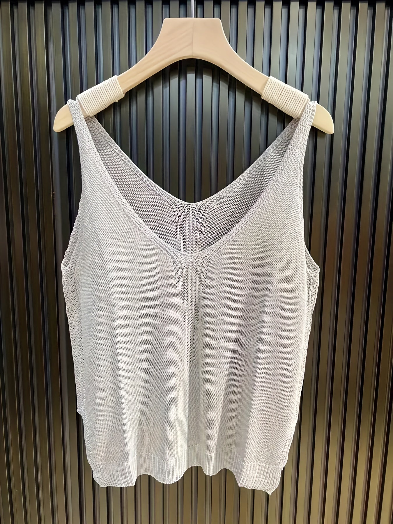 Women's Knitted V Neck Tank Top Sleeveless Casual Summer Top