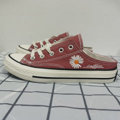 Women's Daisy Embroidered Canvas Mule Shoes