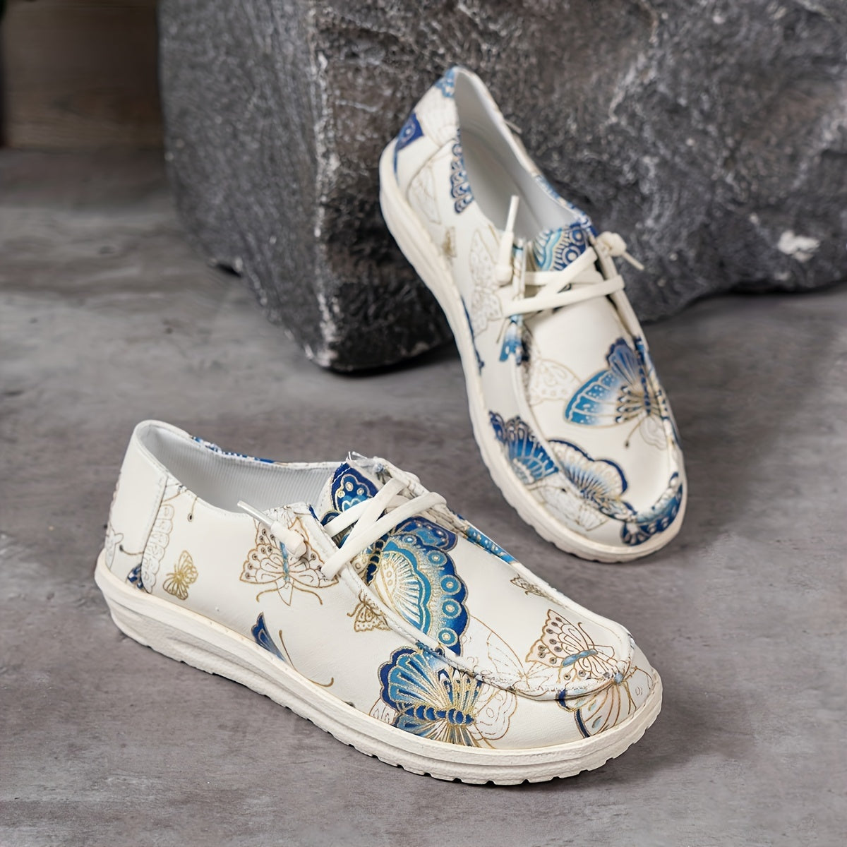 Women's Butterfly Print Low Top Walking Shoes Lightweight Outdoor Flat