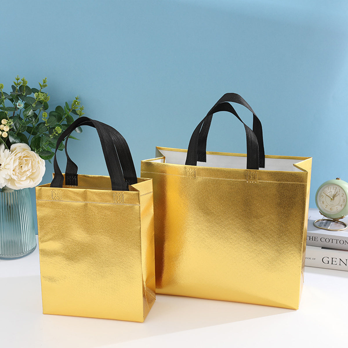 2pcs Medium to Large Reusable Gift Bags with Smooth Surface