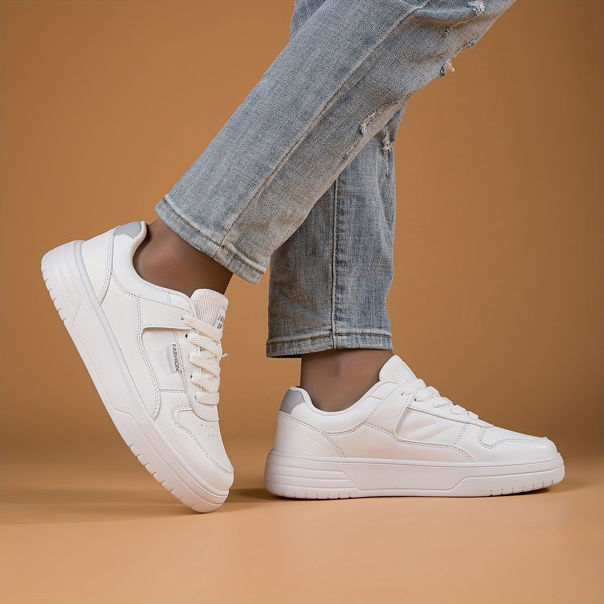 Women's Breathable Skate Shoes Casual Lace Up Outdoor Sneakers