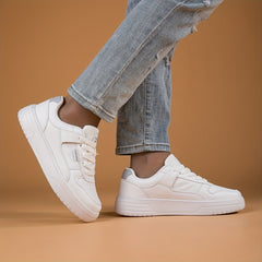 Women's Breathable Skate Shoes Casual Lace Up Outdoor Sneakers
