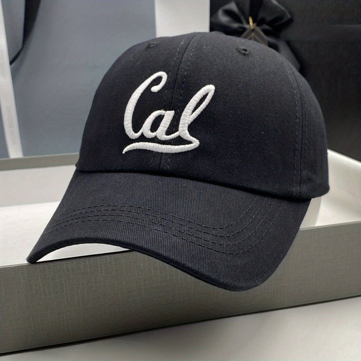 Unisex Sunshade Deepened Baseball Cap With Letter Embroidery
