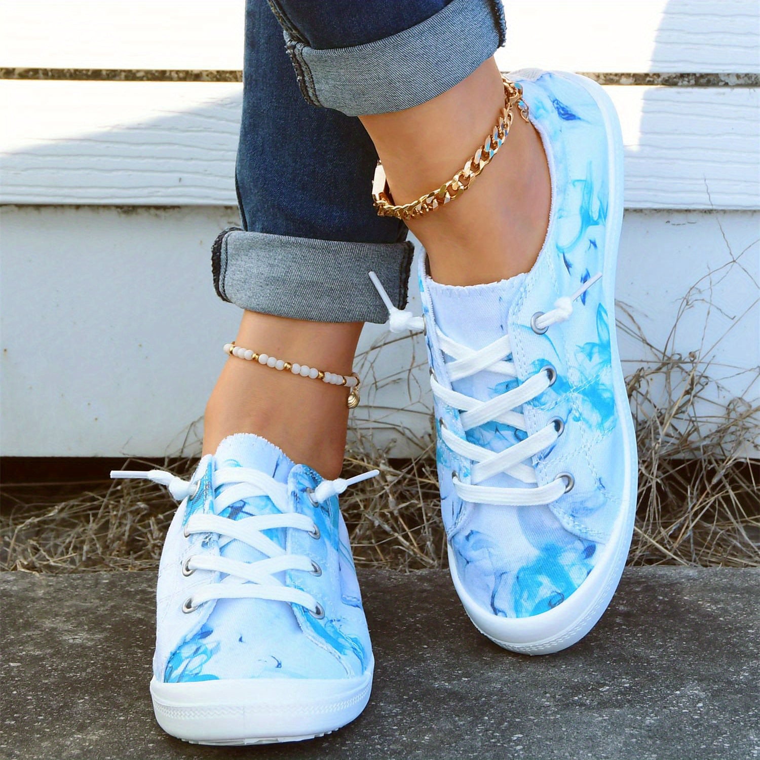 Women's Flat Canvas Lace Up Sneakers Casual Round Toe Shoes