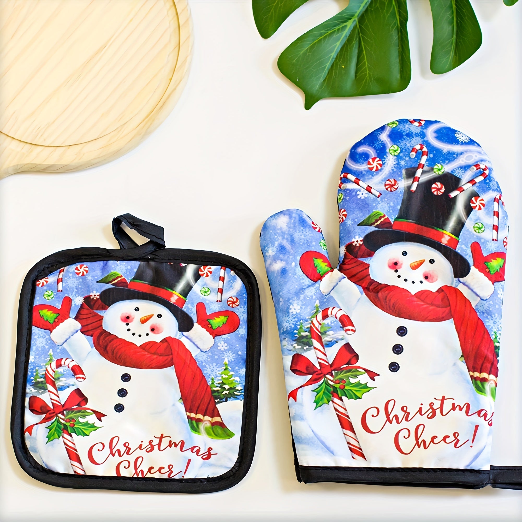 2pcs Christmas Oven Mitts Heat Resistant Microwave Baking Glove
