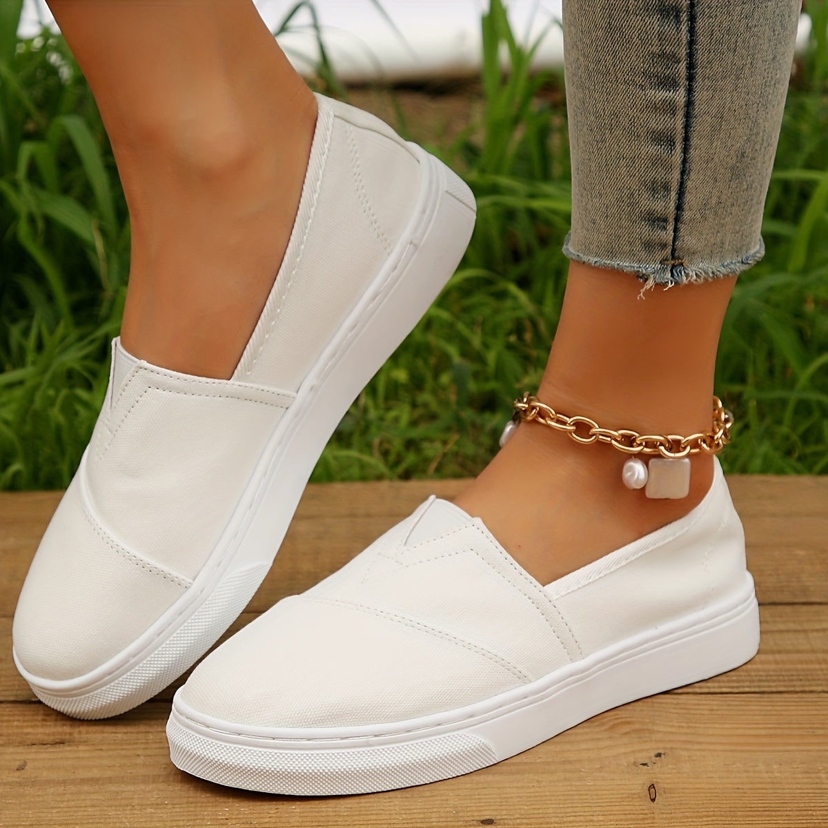 Women's Canvas Slip On Outdoor Shoes Lightweight Low Top Sneakers