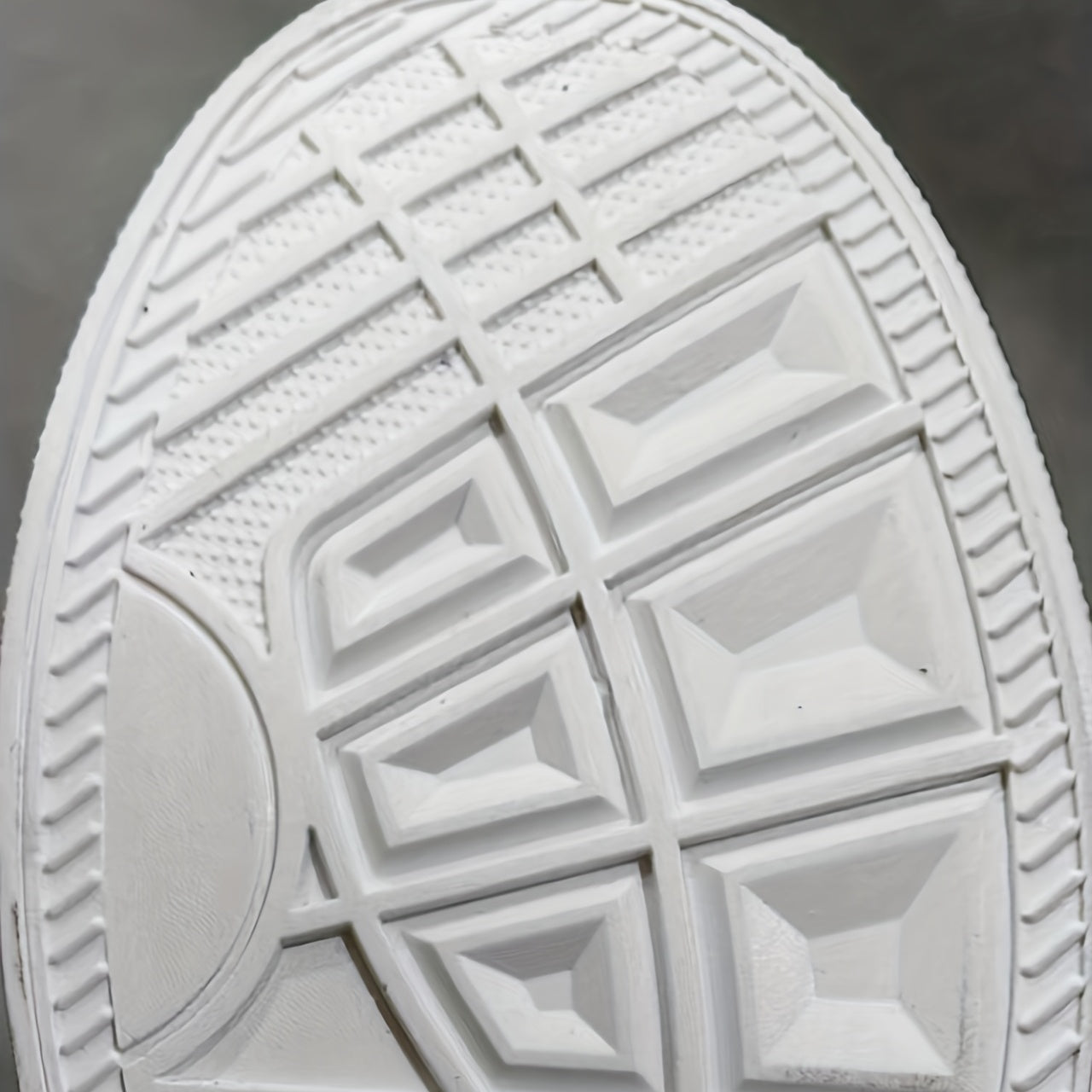 Men's Canvas Low Top Sneaker Classic Casual Shoes