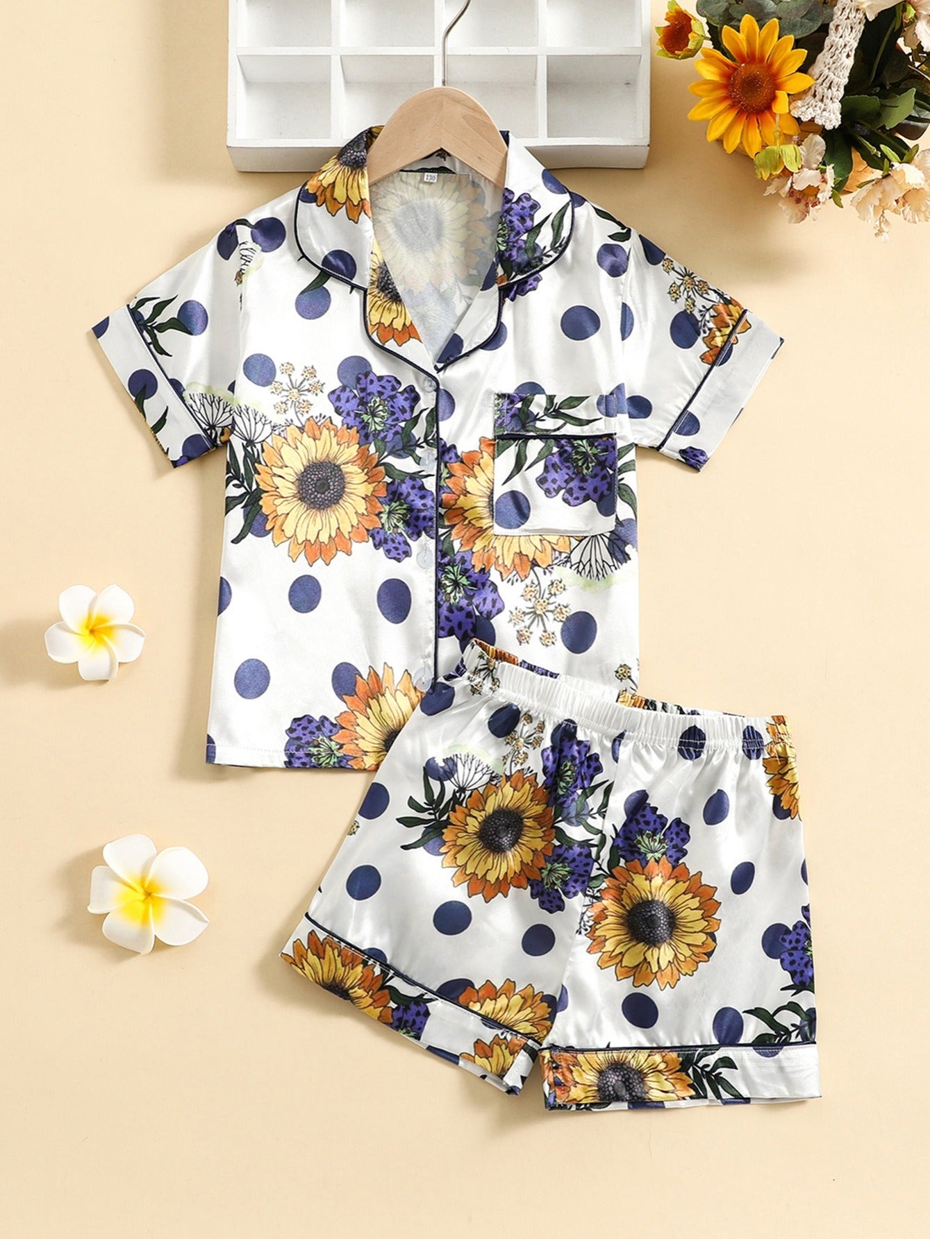 Girls Sunflower Print Top & Short Pants Loungewear Set