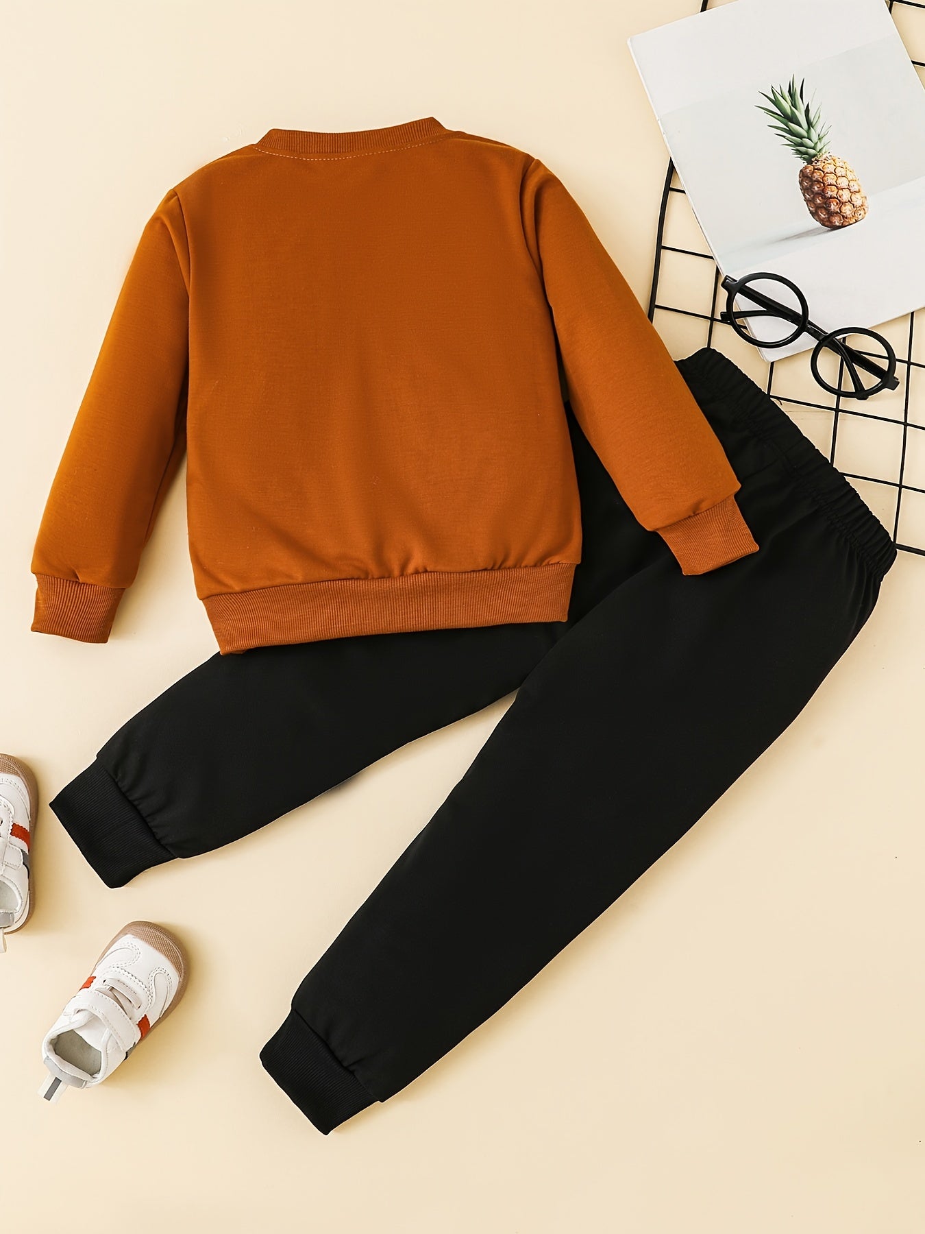 Boys Sports Sweatshirt & Sweatpants Set