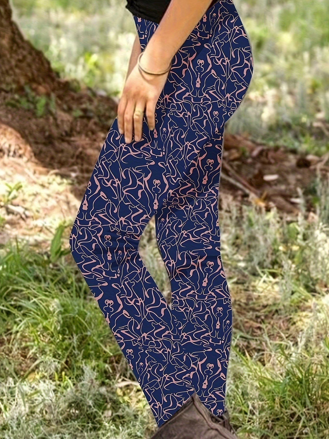 Printed High Rise Plus Size Leggings with Medium Stretch