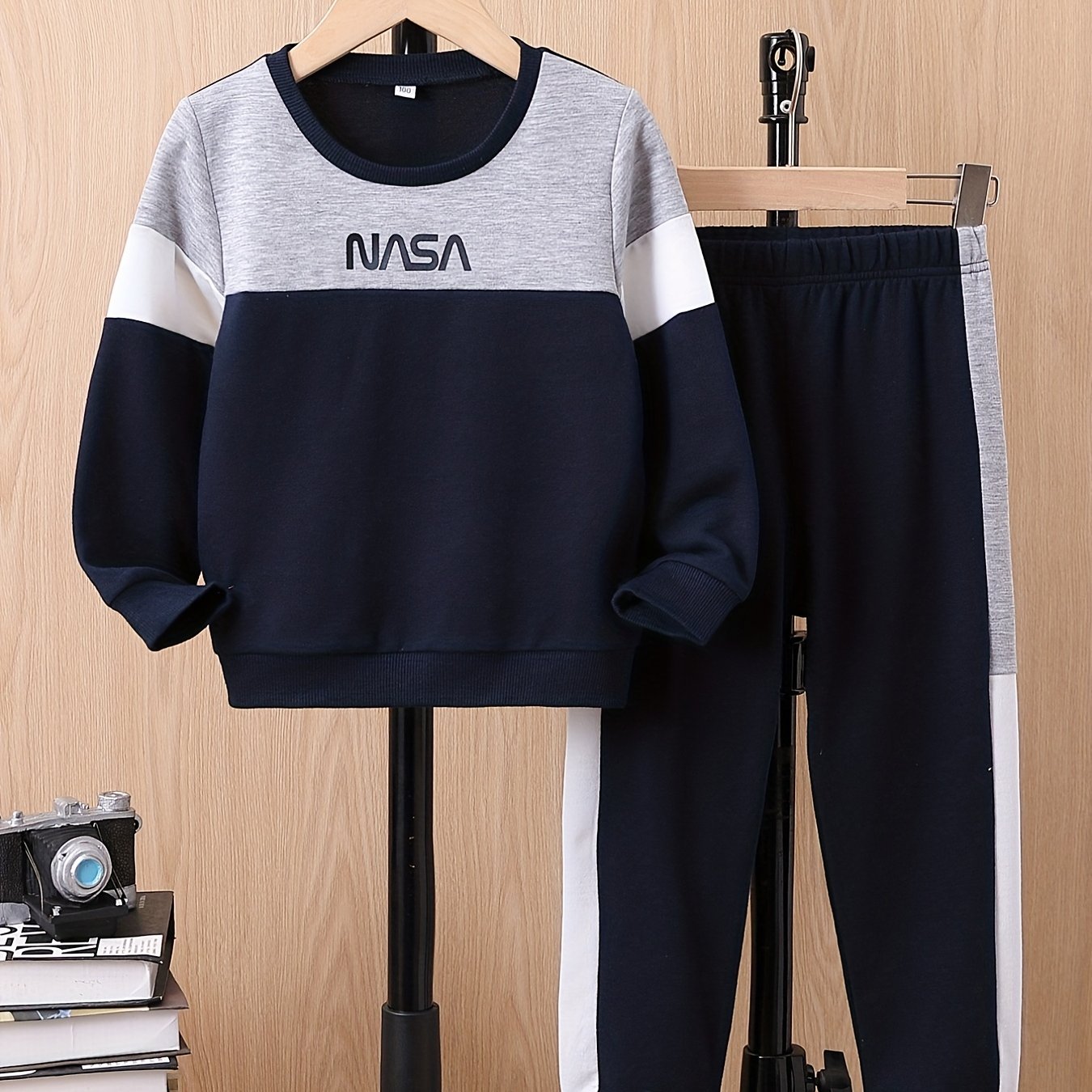Block Letter Graphic Boys Sweatshirt & Sweatpants Set