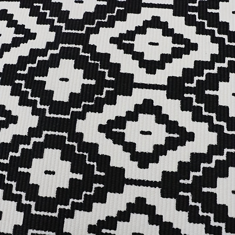 Indoor Outdoor Striped Rug 59x89 Inches