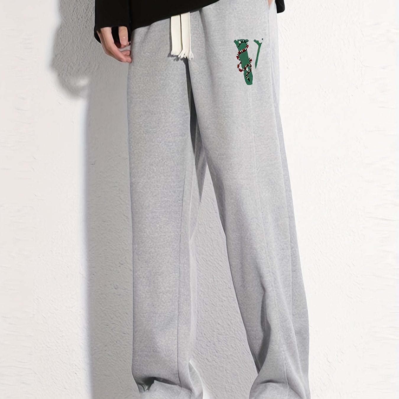 Men's V Graphic Print Loose Jogger Pants for Spring Fall