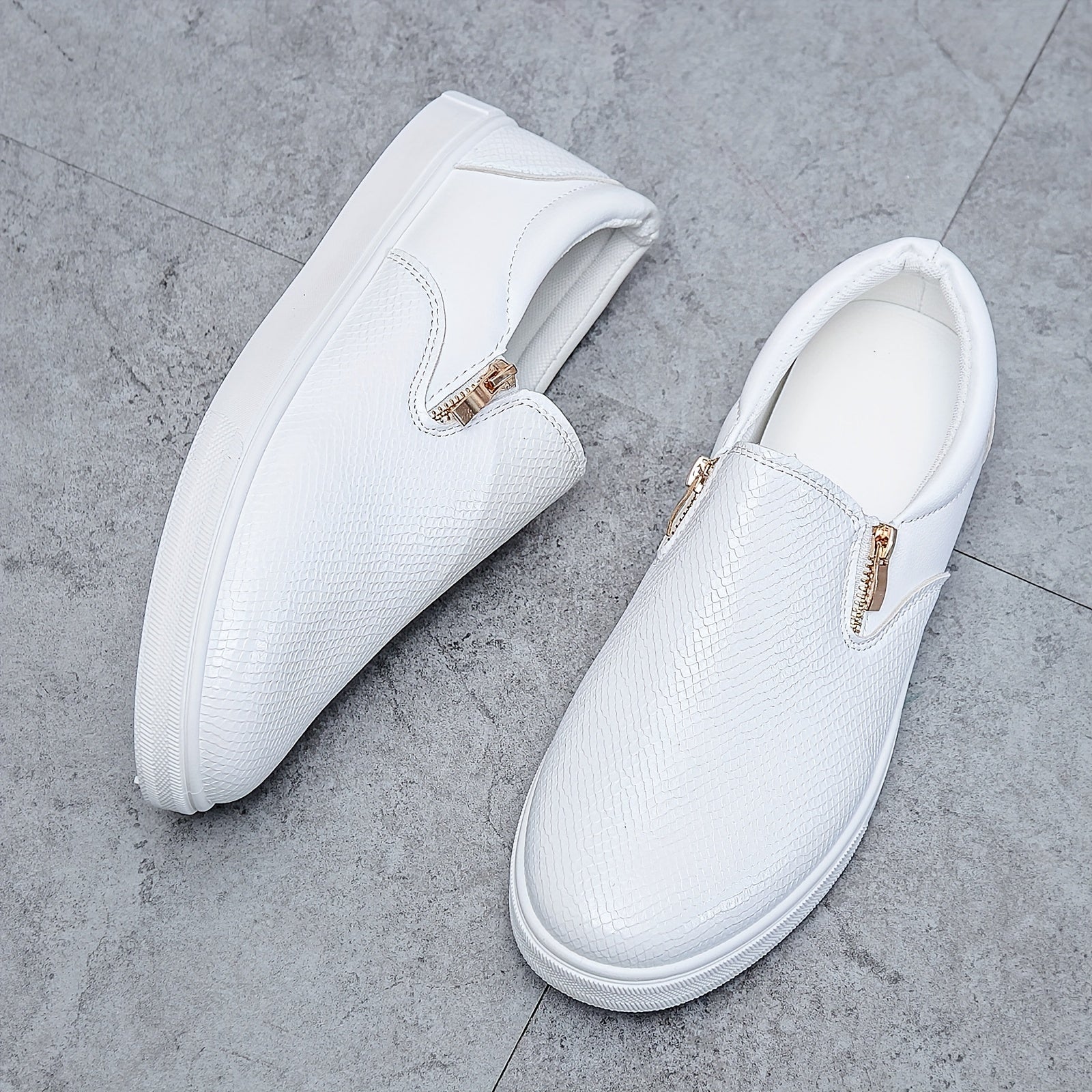 Men's Slip-On Skate Shoes Casual Anti-Skid Running Sneakers