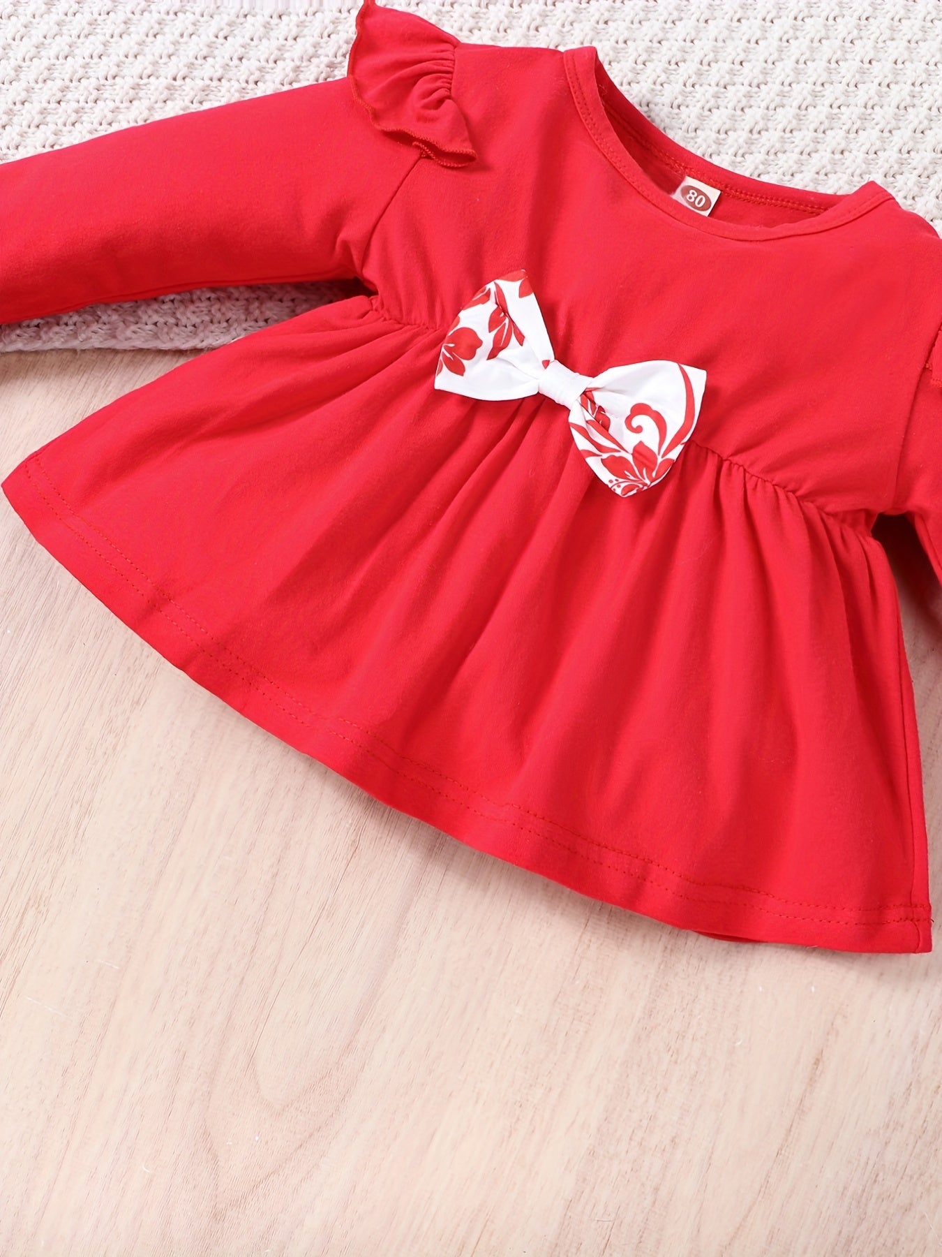 2pcs Baby Girls Ruffles T Shirt & Floral Print Pants Set