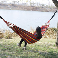 Anti Rollover Canvas Hammock with Curved Wooden Stick, Outdoor Leisure Hammock