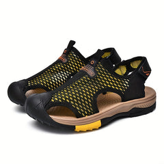 Men's Closed Toe Anti Collision Sandals Wear resistant Non Slip Beach Shoes
