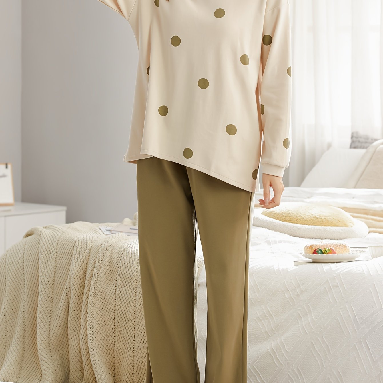 Polka Dot Lounge Set Long Sleeve Top & Pants Women's Sleepwear
