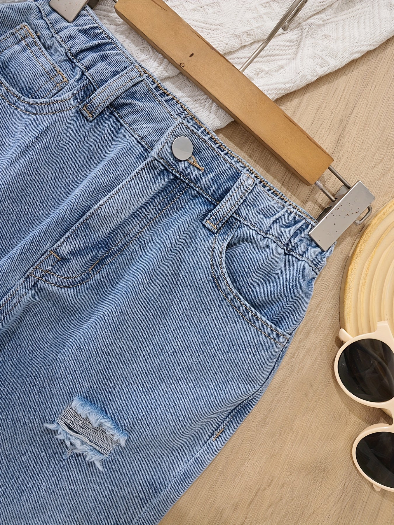 High Waist Tapered Ripped Jeans, Regular Fit
