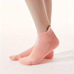 Non-slip Breathable Yoga Socks with Extra Grips for Barre Ballet Pilates Fitness