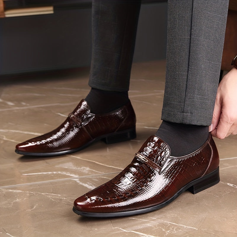 Men's Almond Toe Textured Loafer Shoes Spring/Summer