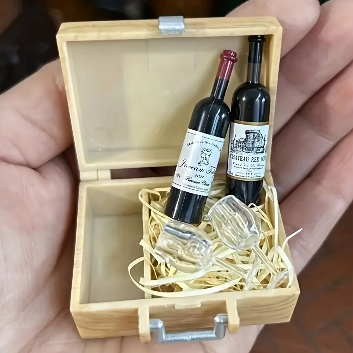 1:12 Scale Wine Bottle Model Resin Material Dollhouse Accessories Set