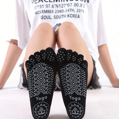 2 Pairs Non-slip Yoga Socks With Cross Strap Breathable Fitness Socks