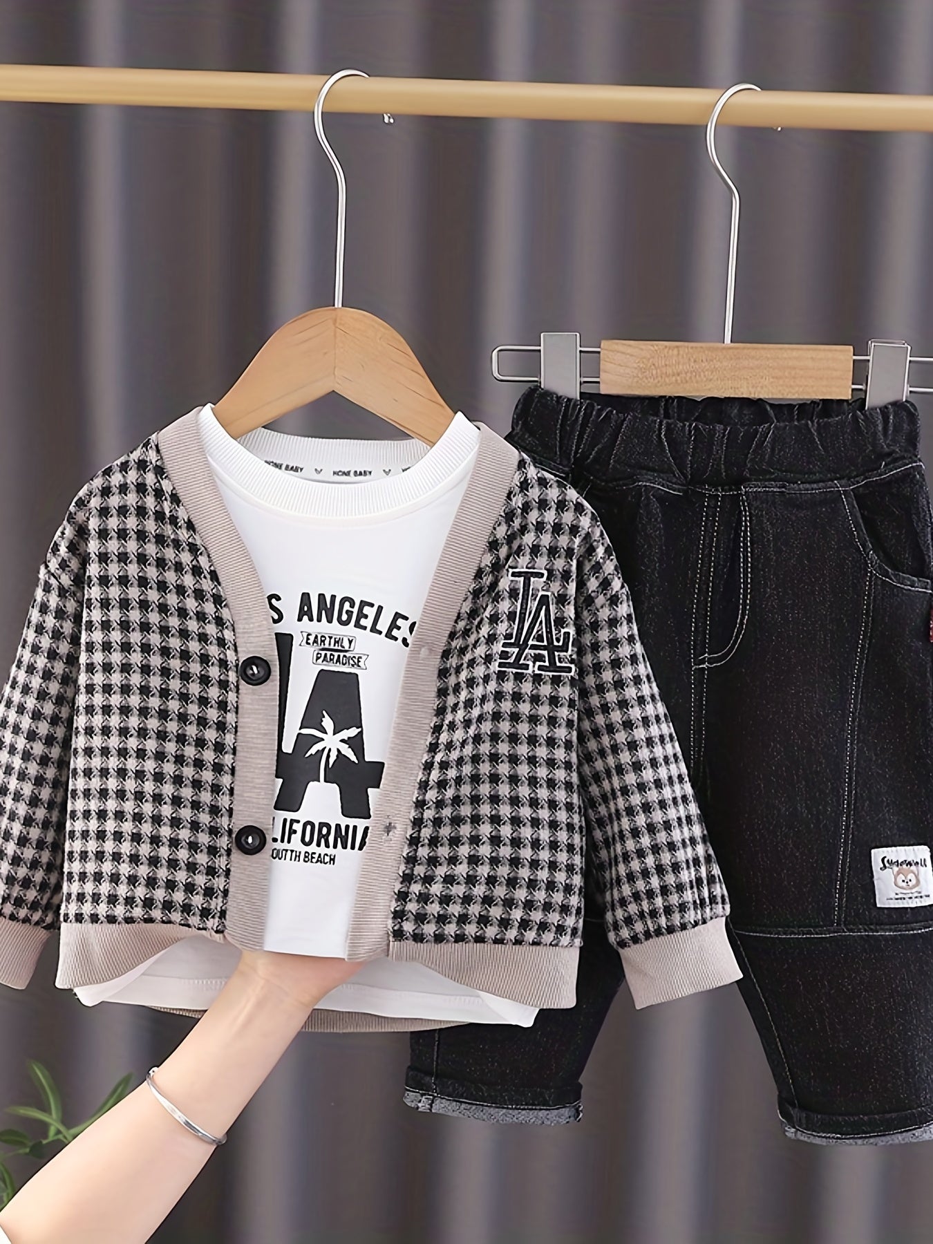 Boys Casual Outfit Long Sleeve T Shirt & Jeans Pants & Cardigan Coat