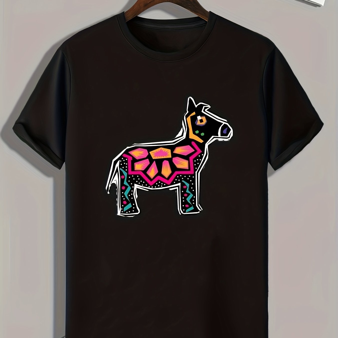 Modern Horse Print Men's Graphic Tee for Summer