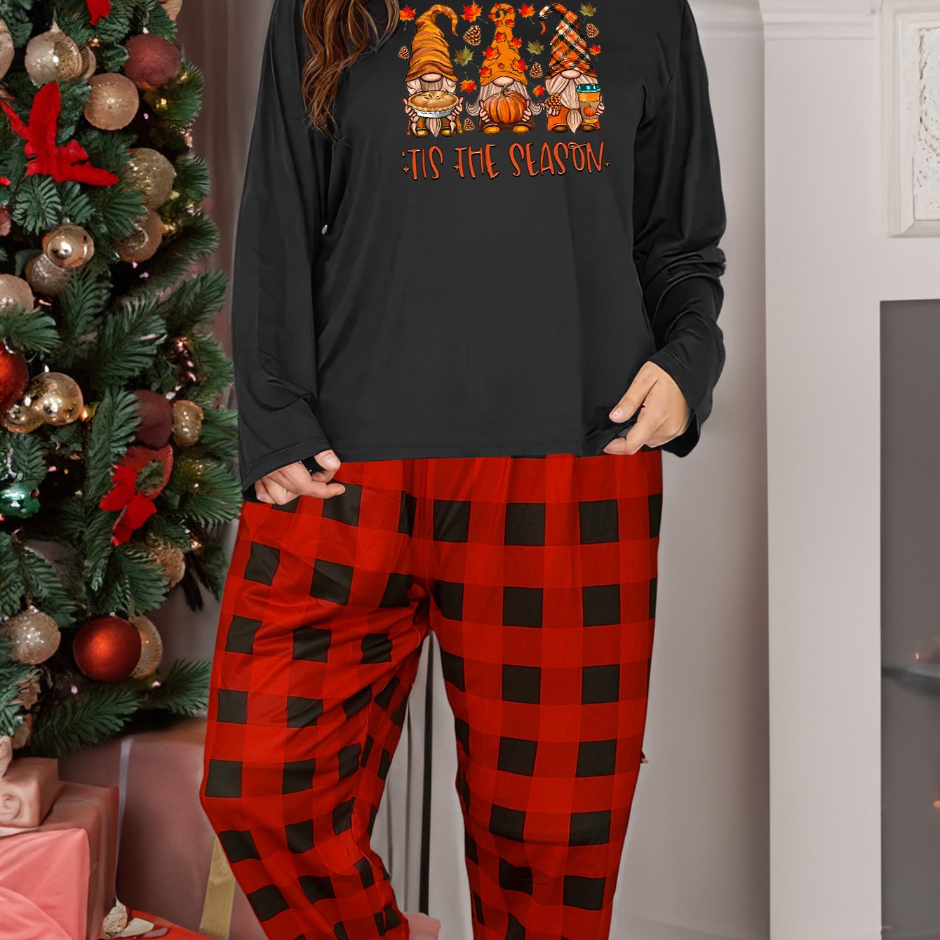 Gnomes & Maple Leaf Print Tee & Plaid Pants Pajama Set