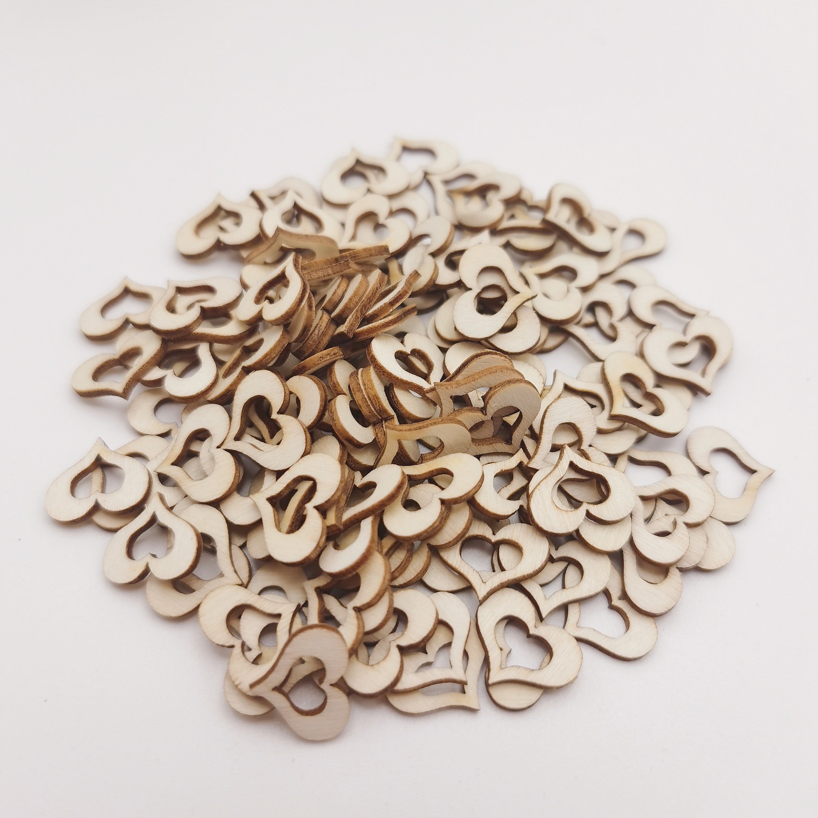 100/200pcs Natural Love Hearts Cutouts DIY Wedding Table Confetti