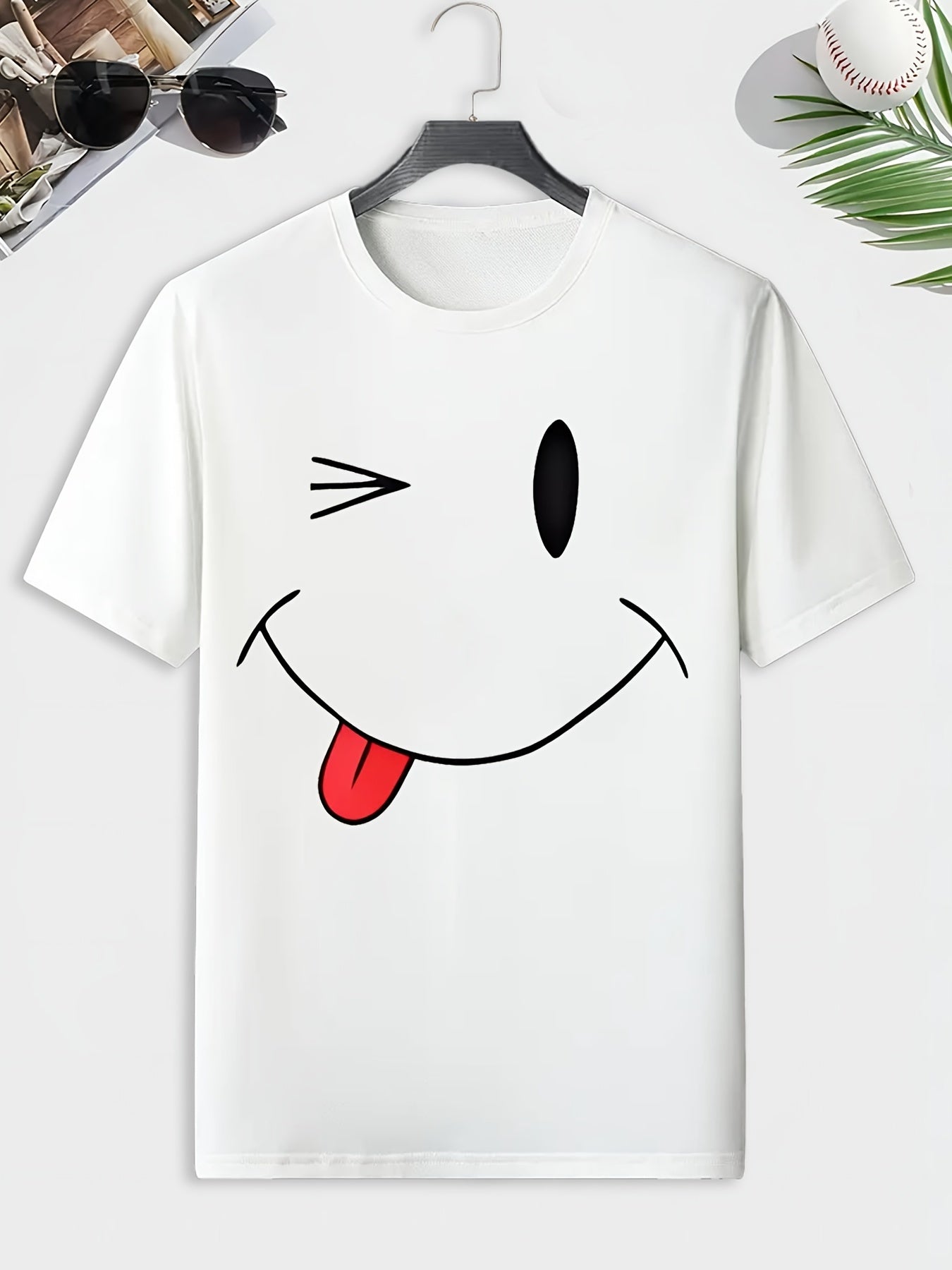 Men's Smile Print T shirt Active Comfy Slightly Stretch Crew Neck Tee