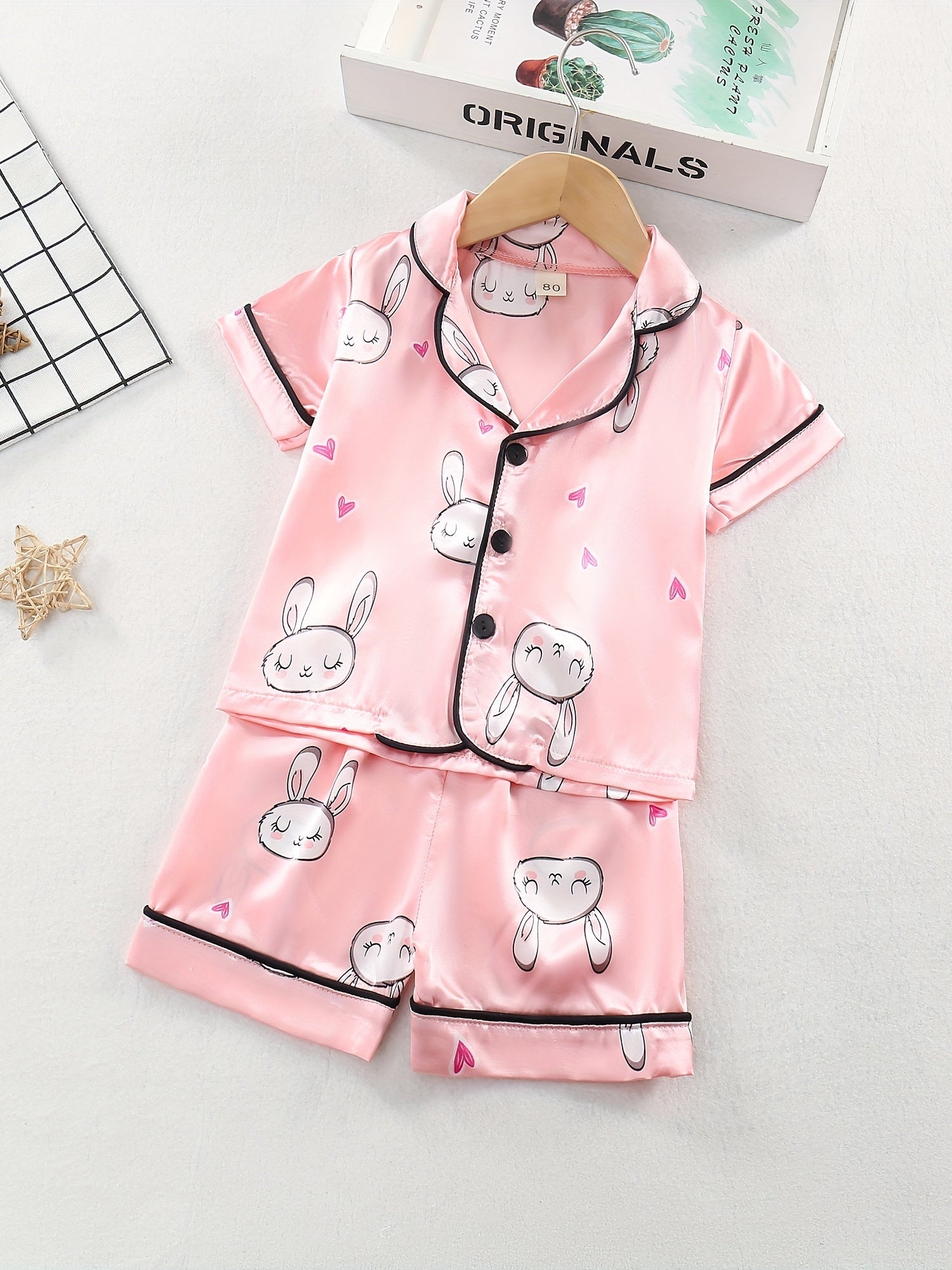 Girl's 2pcs Cartoon Rabbit Pajamas Button Top & Shorts Set