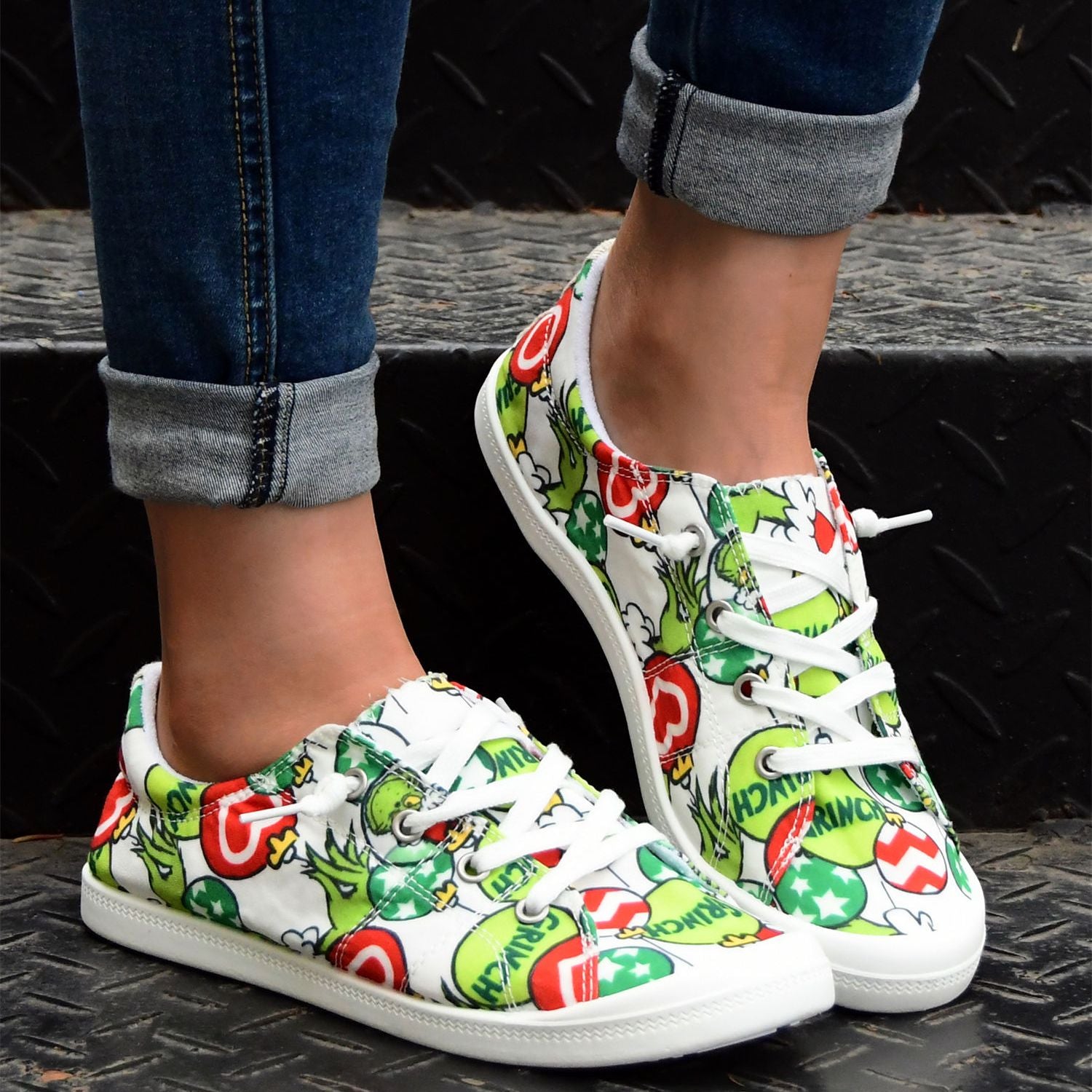 Christmas Pattern Canvas Shoes Flat Lightweight Casual Walking Shoes