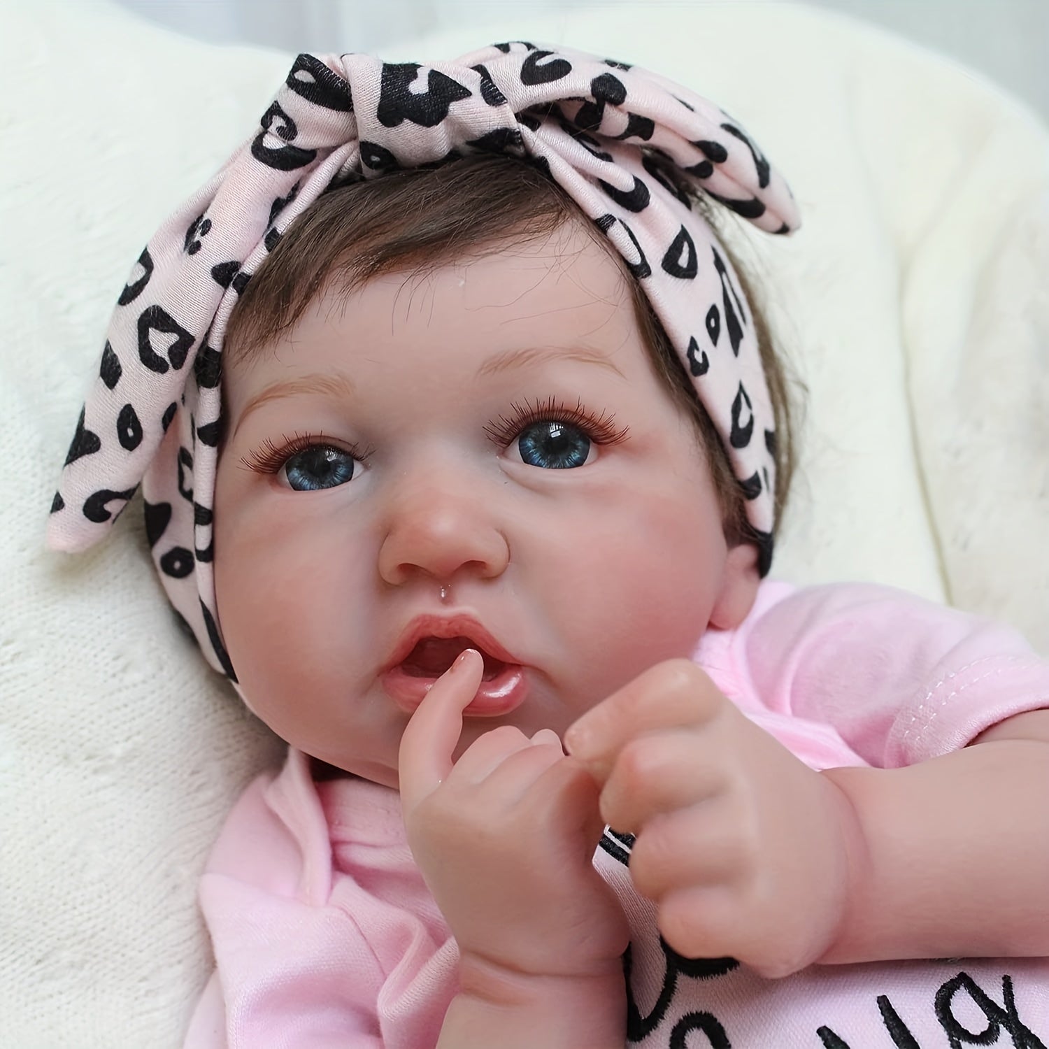 Realistic 20 Inch Saskia Lifelike Baby Doll Soft Silicone Real Life Baby Doll