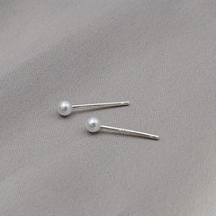 Temperament Pearl Stud Earrings Round Pearl Earrings