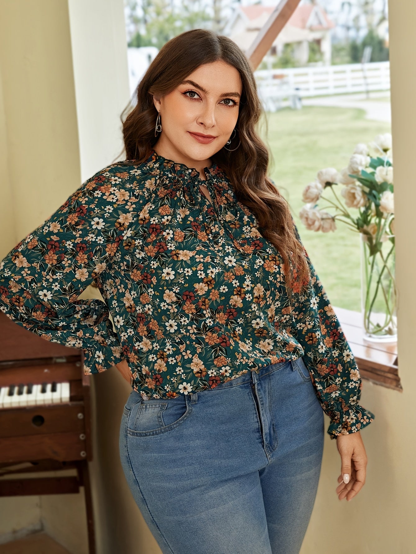 Ditsy Print Long Sleeve V Neck Keyhole Tie Top