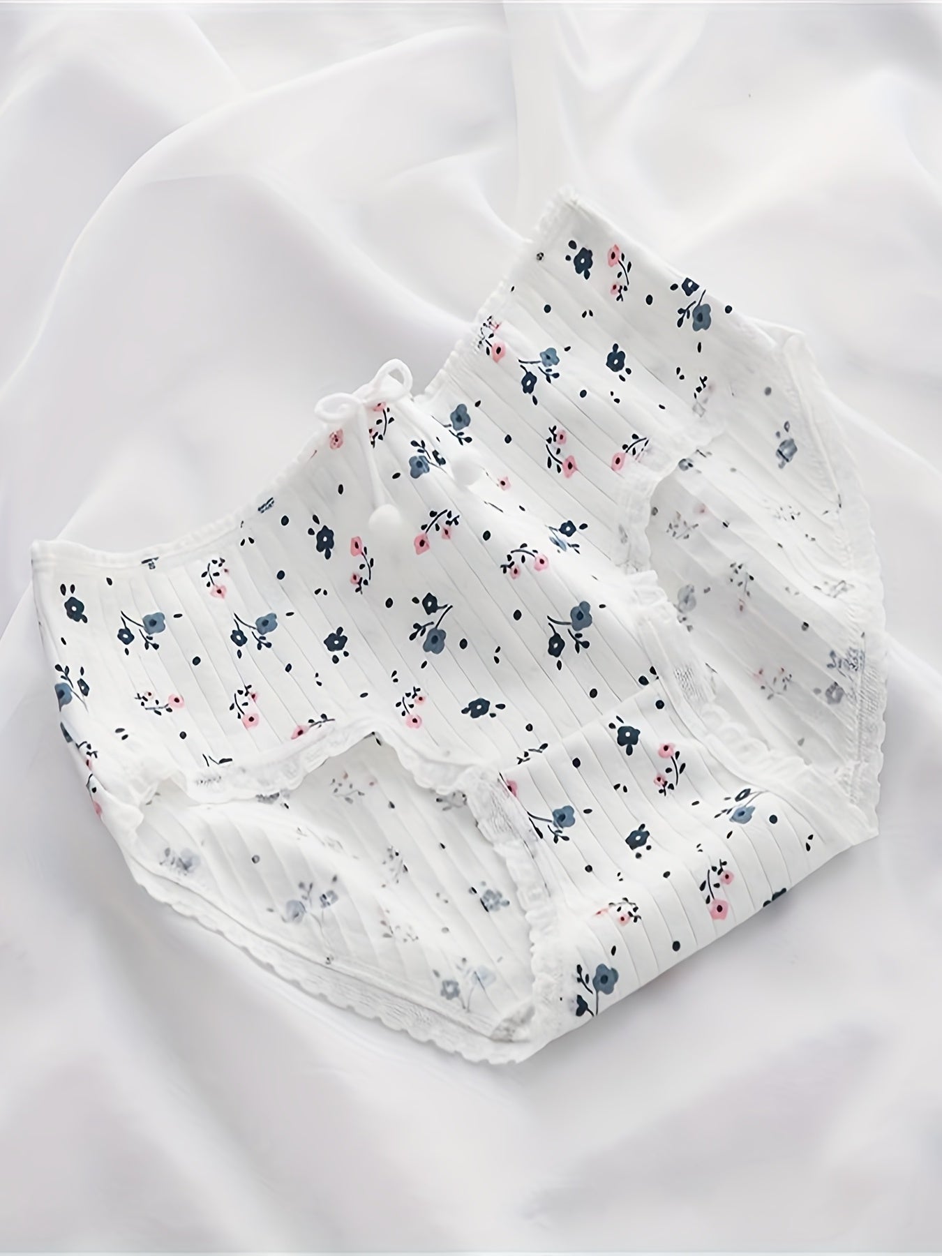 5pcs Girl's Triangle Panties Cartoon Pattern Underwear 95 Cotton Kids Clothes
