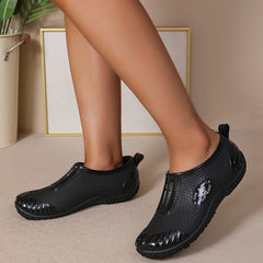 Waterproof Lightweight Anti slip Rain Shoes Star Pattern PVC Slip on Rubber Work