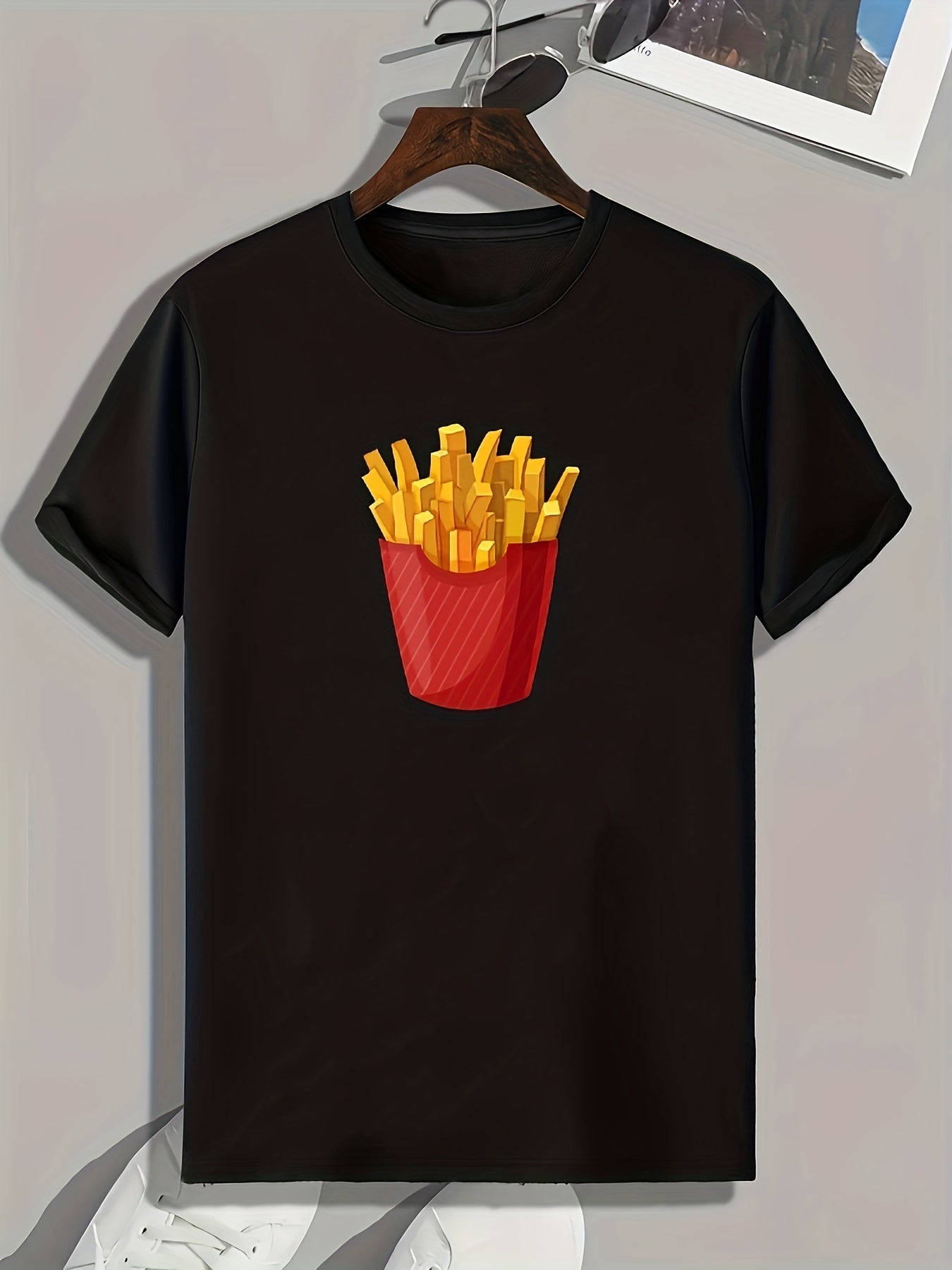 French Fries Print Men's T-shirt, Comfy Sports Tee