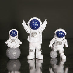 3pcs Astronaut Desktop Decorations Set