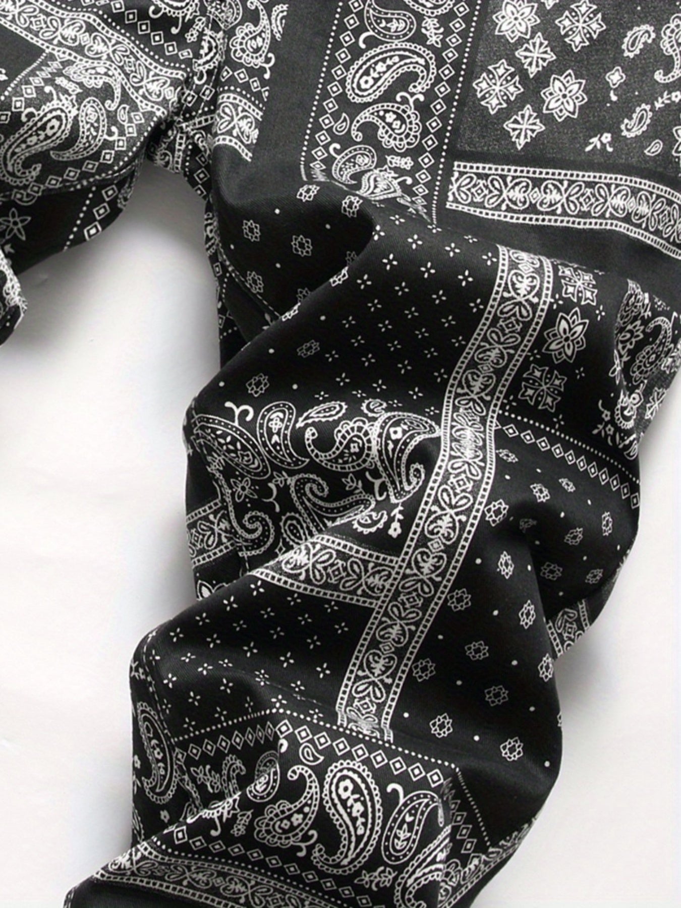 Paisley & Floral Pattern Slim Fit Jeans Men's Street Style Denim Pants
