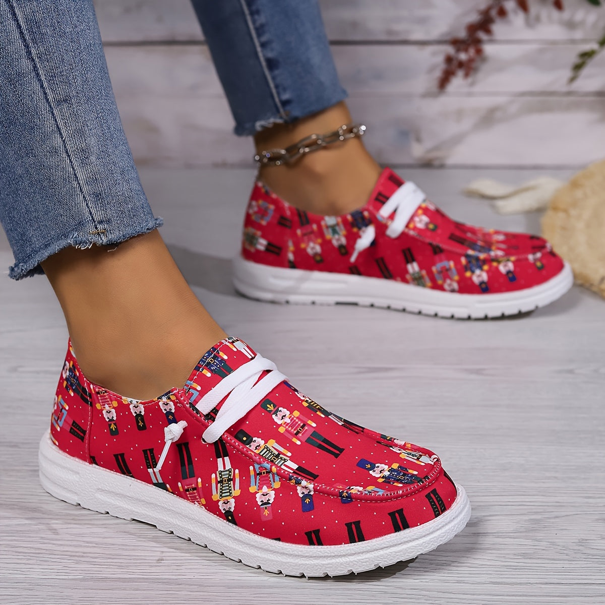 Women's Stylish Skateboarding Shoes, Red Upper, Lightweight Soles
